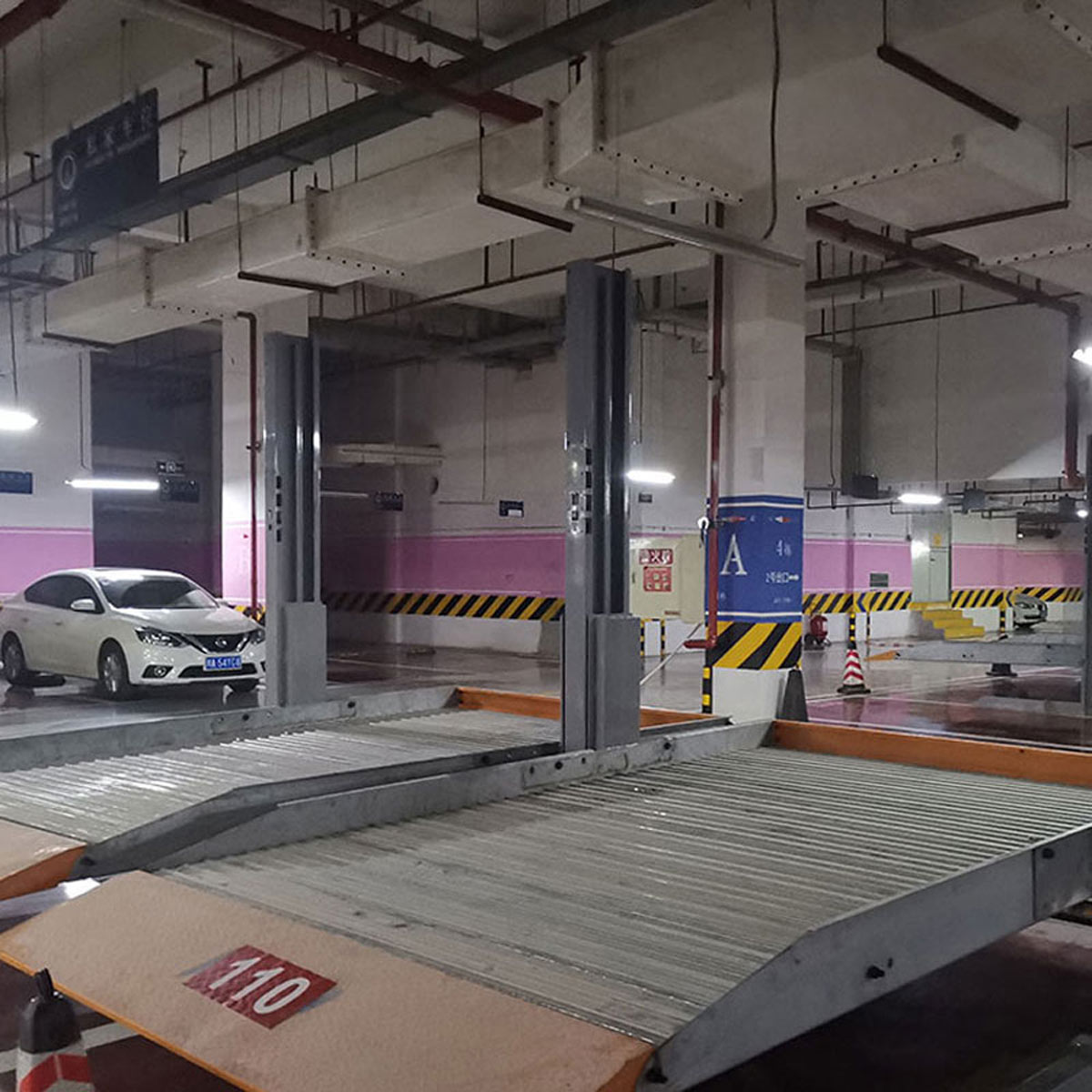 推進(jìn)智能立體車庫(kù)設(shè)備的建設(shè)